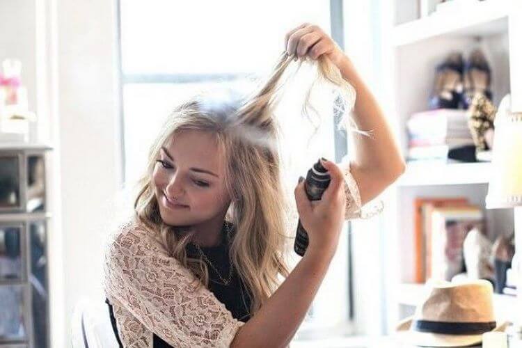17 лайфхаков, которые визуально сделают волосы в 3 раза гуще