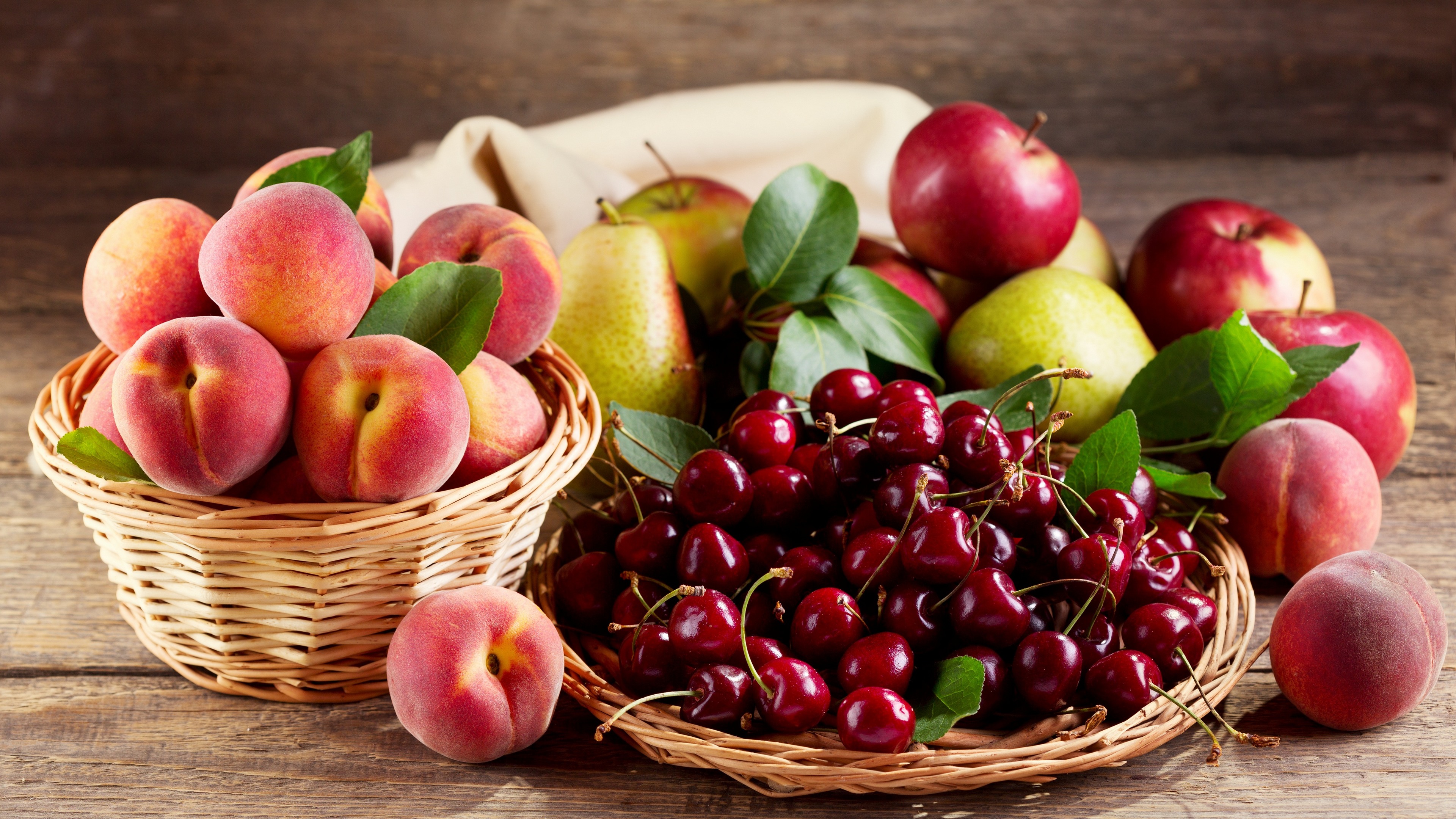 11 хитростей, которые могут помочь сохранить фрукты свежими надолго