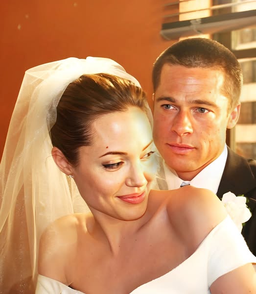 Po rozvodu s Angelinou Jolie Brad Pitt zcela opustil minulost a vypadá mnohem šťastnější. Po rozvodu s Angelinou Jolie Brad Pitt zcela opustil minulost a vypadá mnohem šťastnější.