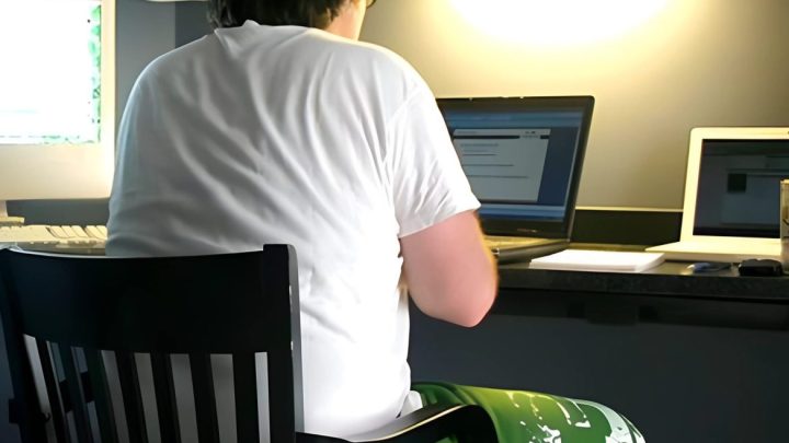 Slyšela jsem, jak můj manžel řekl kamarádovi, že je se mnou kvůli mým penězům – lekce, kterou jsem mu dala, byla krutá.