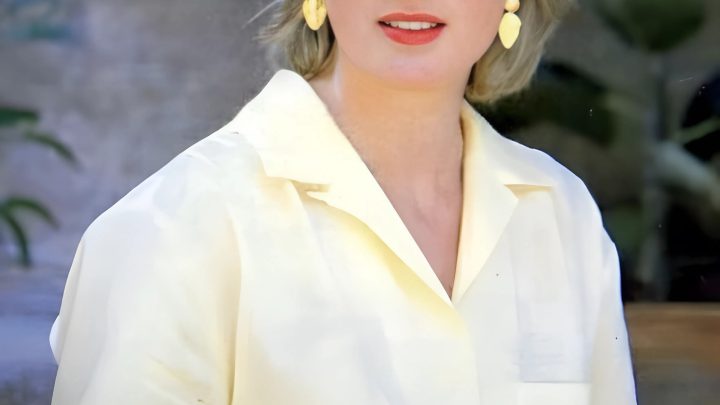Podoba princezny Diany a princezny Charlotte je ohromující. Podívejte se na starou fotografii Charlese Spencera.