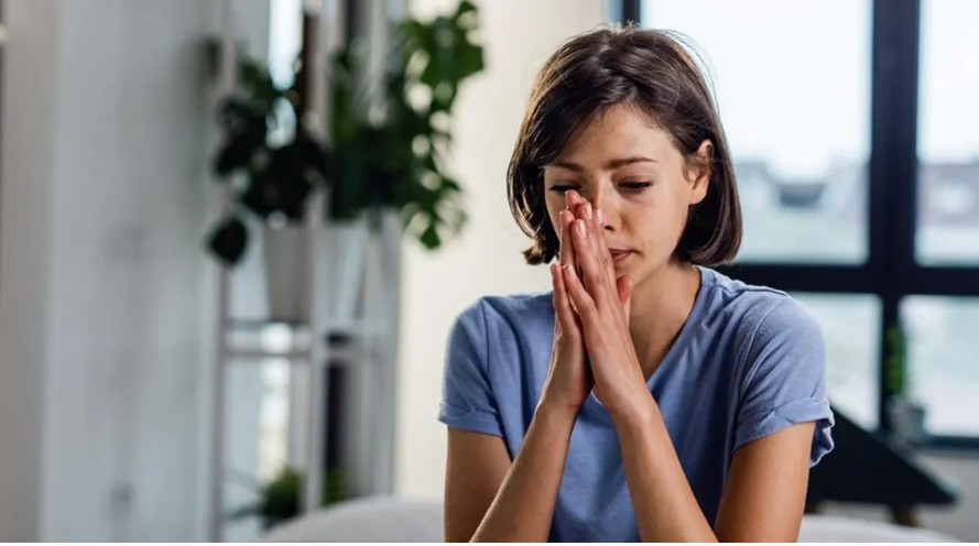 Neřekla jsem manželově rodině, že mluvím jejich jazykem, a to mi pomohlo odhalit šokující tajemství o mém dítěti. Neřekla jsem manželově rodině, že mluvím jejich jazykem, a to mi pomohlo odhalit šokující tajemství o mém dítěti.