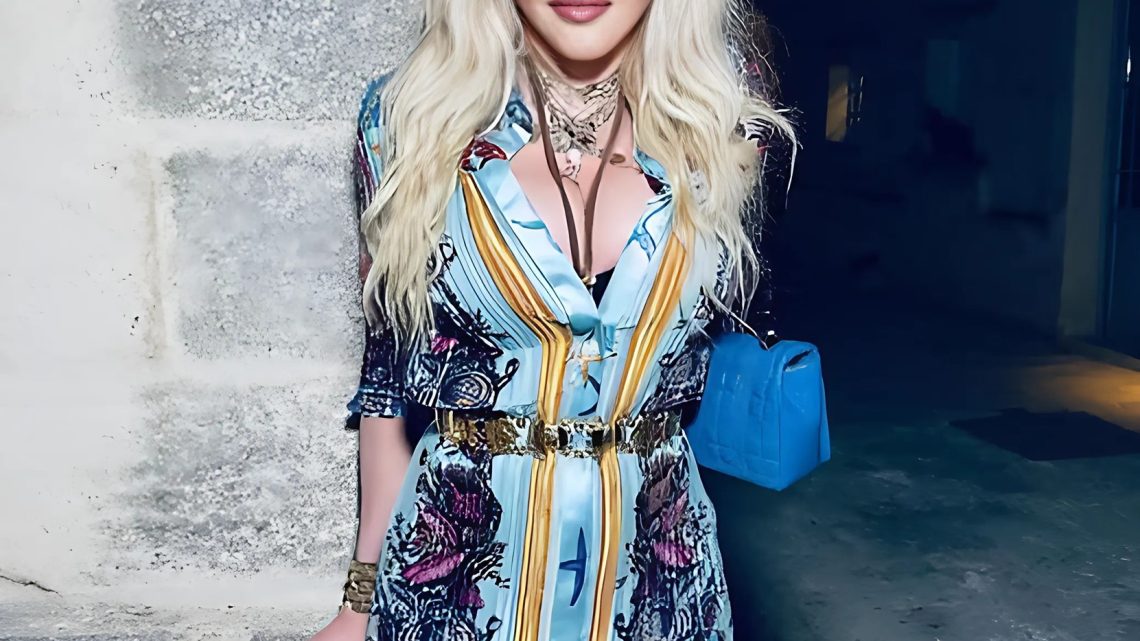 Madonna byla ve věku 66 let vyhlášena nejkrásnější ženou světa.