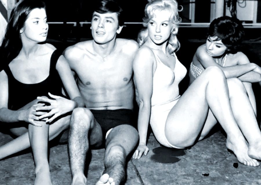 Alain Delon a jeho milované ženy. Ne nadarmo se mu říká lamač srdcí! Alain Delon a jeho milované ženy. Ne nadarmo se mu říká lamač srdcí!