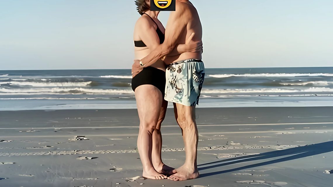 Fiica mea m-a mustrat pentru că am publicat o fotografie cu „trupul meu ridat” în costum de baie — i-am oferit un sfat
%
{{IMAGE 1}}
Când Patsy, în vârstă de 68 de ani, a postat o fotografie veselă în costum de baie făcută în vacanță, nu s-a așteptat ca nora ei, Janice, să o ridiculizeze pentru „trupul ei plin de riduri”. Patsy a decis că a venit timpul să-i dea lui Janice o lecție de respect și demnitate — una pe care nimeni nu avea s-o uite prea curând.
Ea și soțul ei, Donald, amândoi trecuți de șaizeci de ani, tocmai se întorseseră dintr-un concediu revigorant la Miami Beach. Patsy a distribuit pe Facebook o imagine emoționantă în care ea și Donald se sărutau pe plajă, bucuroși de timpul petrecut împreună.
—
Inițial, comentariile au fost pline de apreciere, până când Janice a scris un mesaj crud, numind trupul lui Patsy „ridat” și sărutul lor „dezgustător”. Patsy a rămas șocată și rănită. A reușit să facă o captură de ecran înainte ca Janice să șteargă comentariul, realizând probabil că fusese prea dură.
Hotărâtă să nu lase situația nerezolvată, Patsy a pregătit un plan pentru a aborda lipsa de respect la următorul grătar de familie.
—
În ziua evenimentului, ea i-a adunat pe toți și a arătat fotografia din vacanță, povestind cât de puternică este legătura lor după atâția ani. Când Janice a sosit, Patsy a proiectat pe ecran captura cu comentariul jignitor. Toți au rămas tăcuți, iar atmosfera s-a încărcat imediat.
Patsy a vorbit despre importanța respectului și a bunătății, indiferent de vârstă, amintindu-le tuturor că îmbătrânirea este un proces firesc și că iubirea contează mai mult decât aparențele. Janice s-a rușinat vizibil, conștientizând impactul cuvintelor ei.
—
După petrecere, Janice s-a apropiat de Patsy pentru a-și cere iertare și a recunoscut că a greșit. Patsy a acceptat scuzele, apreciind curajul de a-și asuma vina.
Acea întâmplare a devenit o lecție valoroasă despre respect și compasiune. Criticile legate de vârstă, mai ales între rude, pot răni adânc. Dar experiența a reamintit tuturor cât de important este să ne prețuim drumul vieții — cu riduri, cu păr alb, cu tot.
Vremea trece pentru toți, dar demnitatea și iubirea rămân. Ai avut și tu parte de situații asemănătoare? Povestește și amintește-le celor din jur că vârsta este doar un număr.
%
— Fiica mea m-a mustrat pentru că am publicat o fotografie cu „trupul meu ridat” în costum de baie — i-am oferit un sfat
%
{{IMAGE 1}}
Când Patsy, în vârstă de 68 de ani, a postat o fotografie veselă în costum de baie făcută în vacanță, nu s-a așteptat ca nora ei, Janice, să o ridiculizeze pentru „trupul ei plin de riduri”. Patsy a decis că a venit timpul să-i dea lui Janice o lecție de respect și demnitate — una pe care nimeni nu avea s-o uite prea curând.
Ea și soțul ei, Donald, amândoi trecuți de șaizeci de ani, tocmai se întorseseră dintr-un concediu revigorant la Miami Beach. Patsy a distribuit pe Facebook o imagine emoționantă în care ea și Donald se sărutau pe plajă, bucuroși de timpul petrecut împreună.
—
Inițial, comentariile au fost pline de apreciere, până când Janice a scris un mesaj crud, numind trupul lui Patsy „ridat” și sărutul lor „dezgustător”. Patsy a rămas șocată și rănită. A reușit să facă o captură de ecran înainte ca Janice să șteargă comentariul, realizând probabil că fusese prea dură.
Hotărâtă să nu lase situația nerezolvată, Patsy a pregătit un plan pentru a aborda lipsa de respect la următorul grătar de familie.
—
În ziua evenimentului, ea i-a adunat pe toți și a arătat fotografia din vacanță, povestind cât de puternică este legătura lor după atâția ani. Când Janice a sosit, Patsy a proiectat pe ecran captura cu comentariul jignitor. Toți au rămas tăcuți, iar atmosfera s-a încărcat imediat.
Patsy a vorbit despre importanța respectului și a bunătății, indiferent de vârstă, amintindu-le tuturor că îmbătrânirea este un proces firesc și că iubirea contează mai mult decât aparențele. Janice s-a rușinat vizibil, conștientizând impactul cuvintelor ei.
—
După petrecere, Janice s-a apropiat de Patsy pentru a-și cere iertare și a recunoscut că a greșit. Patsy a acceptat scuzele, apreciind curajul de a-și asuma vina.
Acea întâmplare a devenit o lecție valoroasă despre respect și compasiune. Criticile legate de vârstă, mai ales între rude, pot răni adânc. Dar experiența a reamintit tuturor cât de important este să ne prețuim drumul vieții — cu riduri, cu păr alb, cu tot.
Vremea trece pentru toți, dar demnitatea și iubirea rămân. Ai avut și tu parte de situații asemănătoare? Povestește și amintește-le celor din jur că vârsta este doar un număr.
%
—