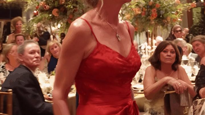 Vdala jsem se v šatech z second handu. Lidé se smáli, ale pak se moje tchyně postavila a řekla něco, po čem nastalo ticho.