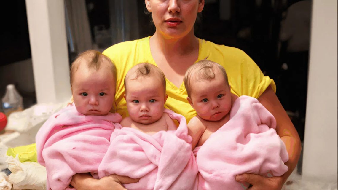 Můj manžel řekl, že po porodu trojčat vypadám jako „strašák“. Můj manžel řekl, že po porodu trojčat vypadám jako „strašák“.