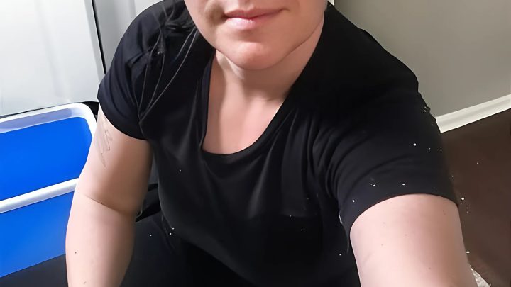 Moje sousedka proměnila náš byt ve smetiště a zacházela se mnou jako s uklízečkou – rychle se poučila.