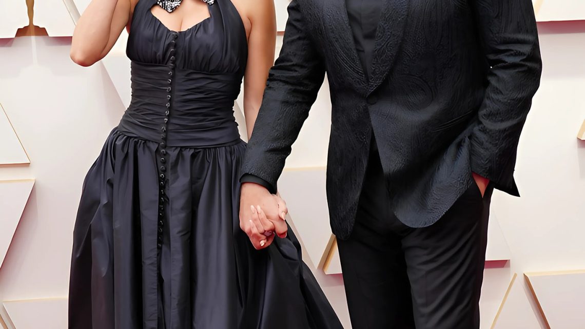 Děti Bardema a Cruzové zdědily to nejlepší od svých rodičů. Hvězdná rodina se dostala před objektivy paparazzi.