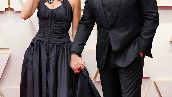 Děti Bardema a Cruzové zdědily to nejlepší od svých rodičů. Hvězdná rodina se dostala před objektivy paparazzi.