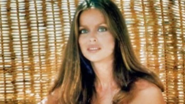 Této někdejší Bond girl je 77 a pořád bere dech: jak žije dnes?