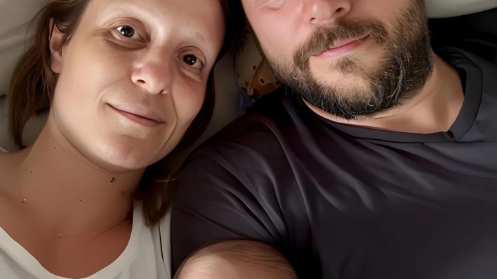 Nechala jsem své novorozené dítě s manželem během služební cesty. Když jsem se vrátila, začal se chovat podivně. Důvod jeho chování mě šokoval.