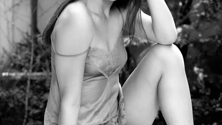 Demi Moore ohromila fanoušky svou mládostí a krásou v 61 letech, vypadala, jako by jí bylo pouhých 30.