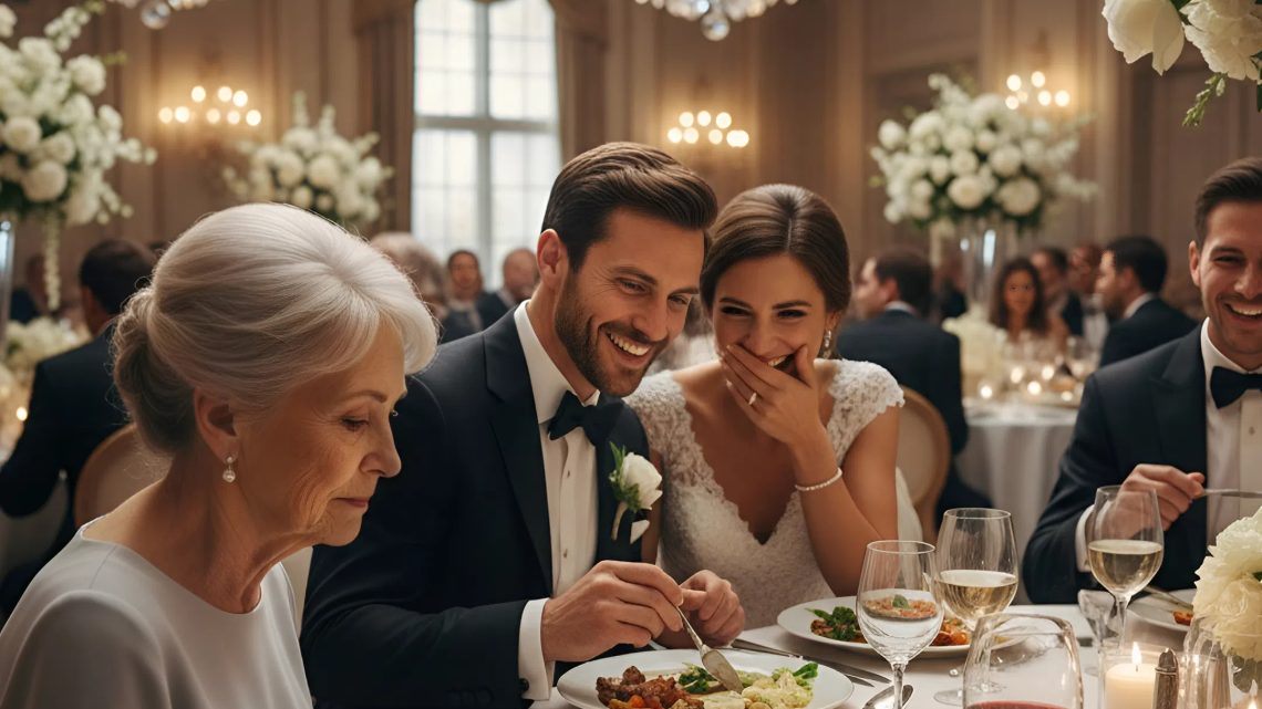 Na svatbě mého syna dostali všichni teplé jídlo kromě mě — smáli se jeho vtipu o „zbytcích života“. Tiše jsem odešel… a zpráva, kterou jsem mu poslal druhý den ráno, ho přiměla se třást.