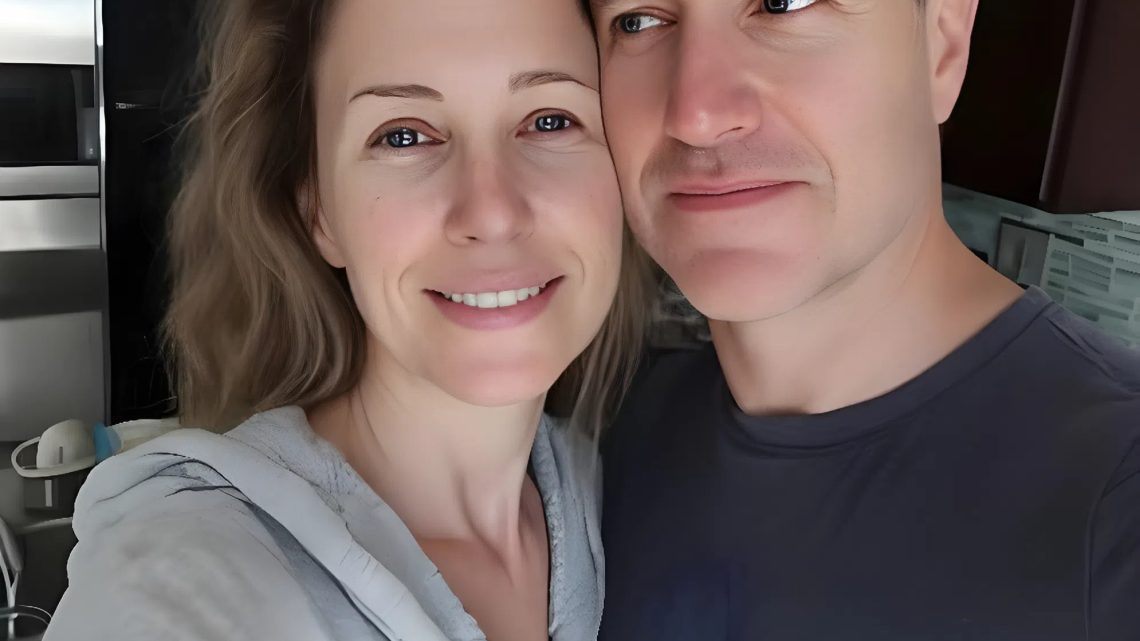 Můj manžel se přestěhoval do pokoje pro hosty, protože podle něj chrápu, ale byla jsem v šoku, když jsem zjistila, co tam ve skutečnosti dělal.