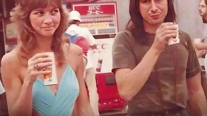 Po 20 letech: Rocková ikona 80. let, která se vrátila, aby splnila slib ženě, jejíž úsměv ho „zabil“