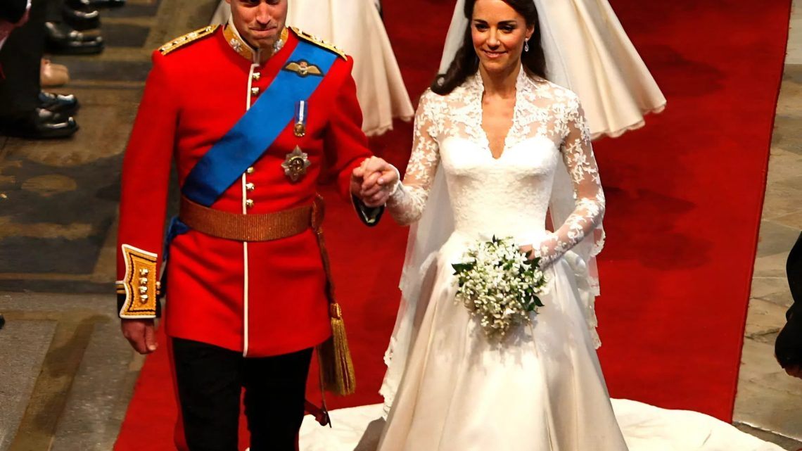 Middletonová v přiléhavých kalhotách vyděsila poddané: „Hubená jako list papíru. Taje před očima.“