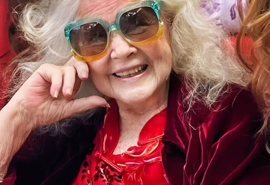 V 86 letech se vrací silnější než kdy dřív!: Fanoušci jsou nadšení z její proměny!