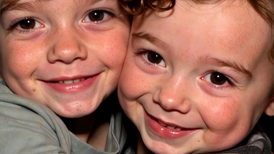 Při porodu jsem přišla o jedno ze svých dvojčat — ale jednoho dne můj syn uviděl chlapce, který vypadal přesně jako on.