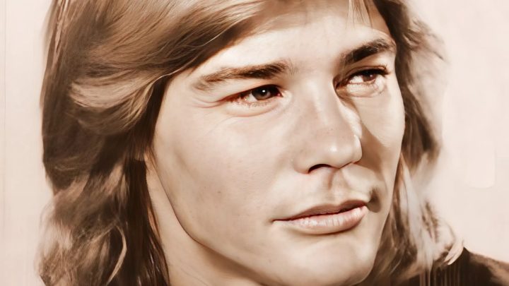 Poznáváte tohoto mladého hollywoodského idola? Vzácná retrospektiva legendy televize a filmu!