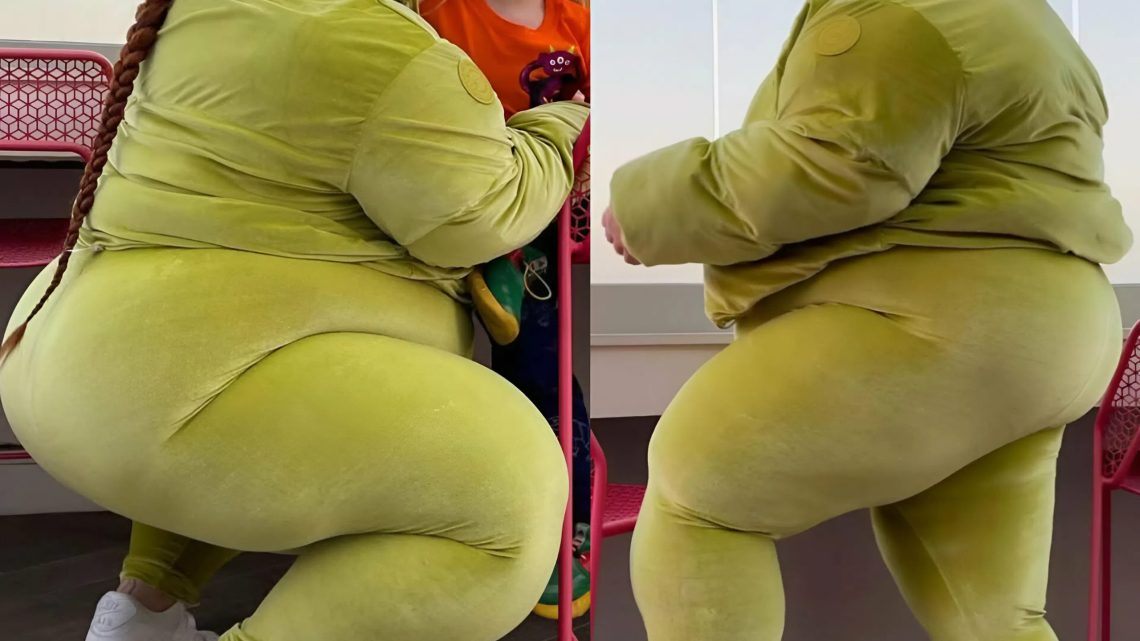 Zdá se, že se ještě zvětšila! 155kilogramová americká modelka se pochlubila svou postavou v bikinách.