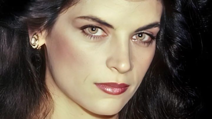 Cesta z oblíbeného baru v Bostonu k nejzábavnějším hollywoodským filmům! (Fotografie před a po)