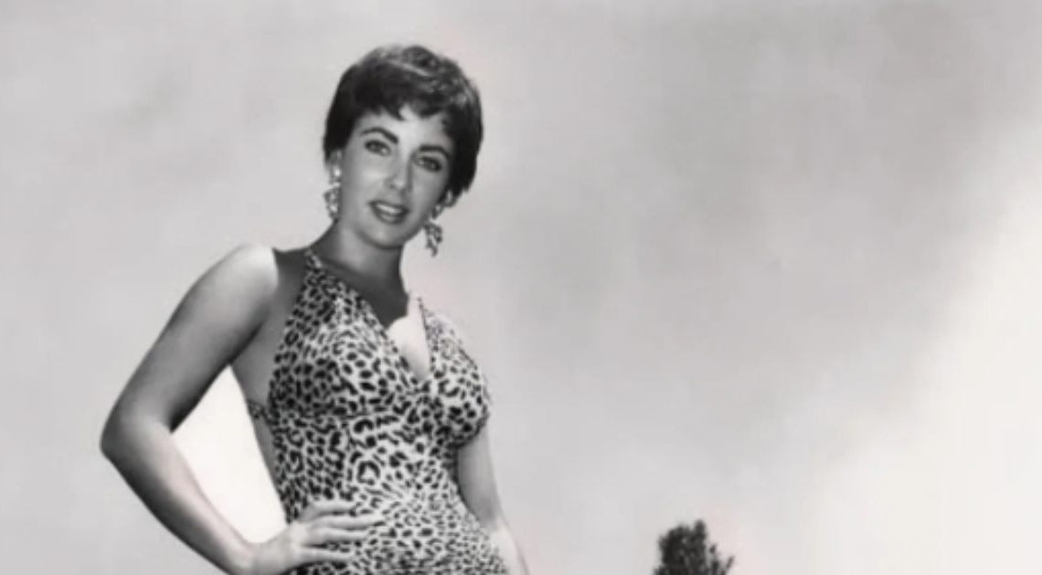 Vzácný snímek z minulosti: legendární herečka zveřejnila fotku se svým synem, a dnes ho člověk vůbec nepozná!