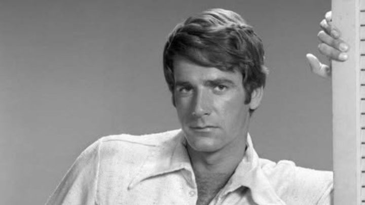 Drsná charisma a nadčasový talent: poznáte tohoto legendárního herce?