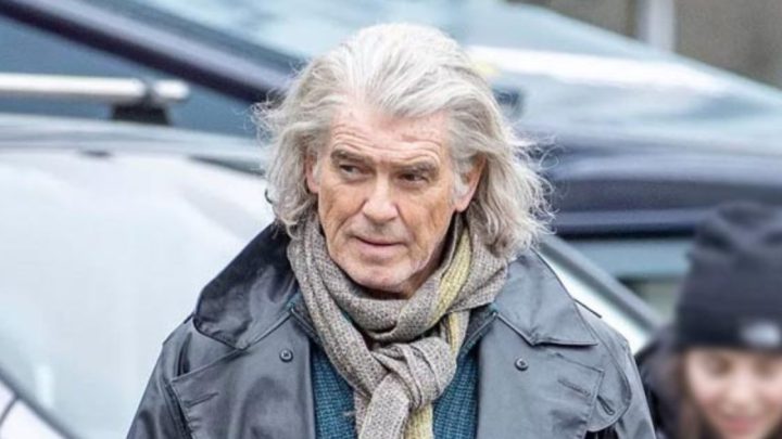 Na první pohled ho nepoznáte: paparazzi zachytili legendárního herce v hlavní roli ve vzácném okamžiku!