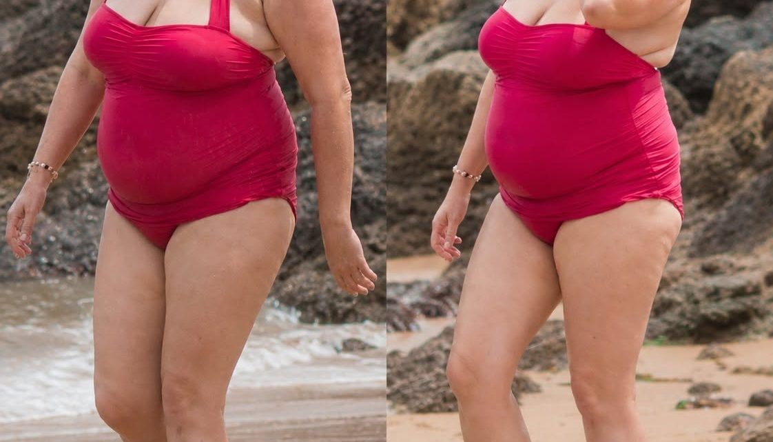 Nečekaný návrat Kate Fisherové: bývalá modelka předvedla svou štíhlou postavu v uvolněné plážové fotosérii.