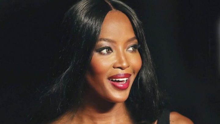 «Po padesátce porodila, rozešla se s ruským miliardářem a stala se manželkou šejka: jak vypadá její dcera světlé pleti Naomi Campbell