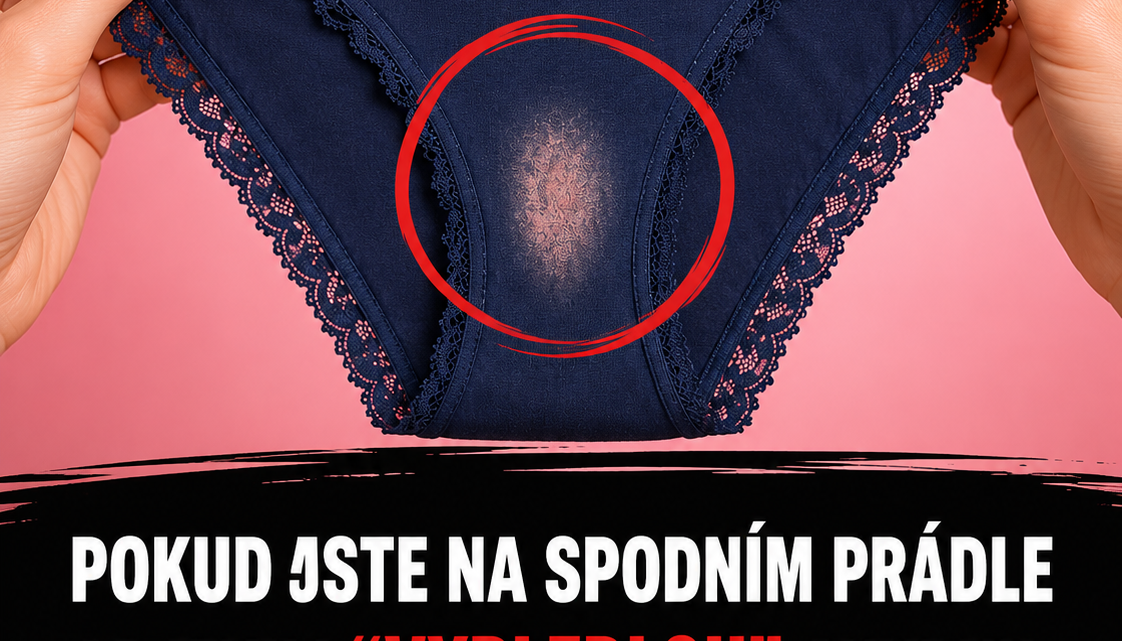 Co znamená skvrna «bleached» na spodním prádle a proč se objevuje
