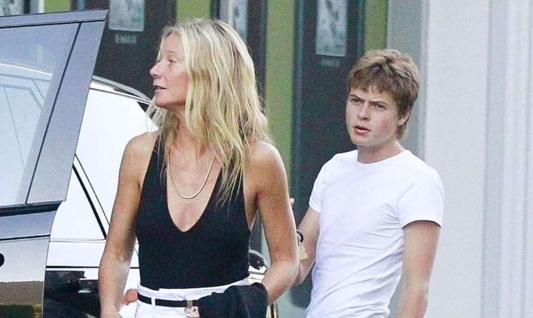 Hollywoodská hvězda byla zaznamenána na nečekaném obrázku a fanoušci ji hned nepoznali!: Kdo je tato žena?