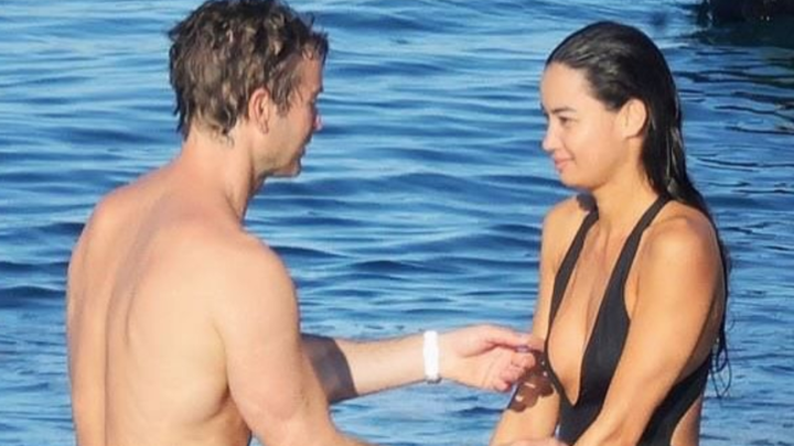 Hollywoodský herec byl spatřen na romantické dovolené s modelkou: kdo je tento slavný pár?
