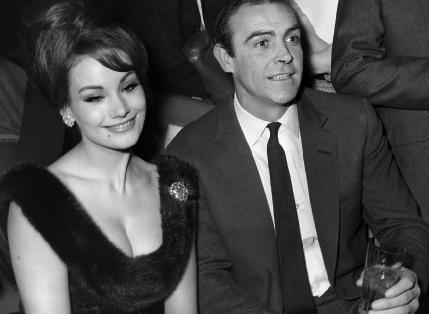 Hollywoodské legendy na vzácné fotce z mládí: můžete zjistit, kdo je na fotce?